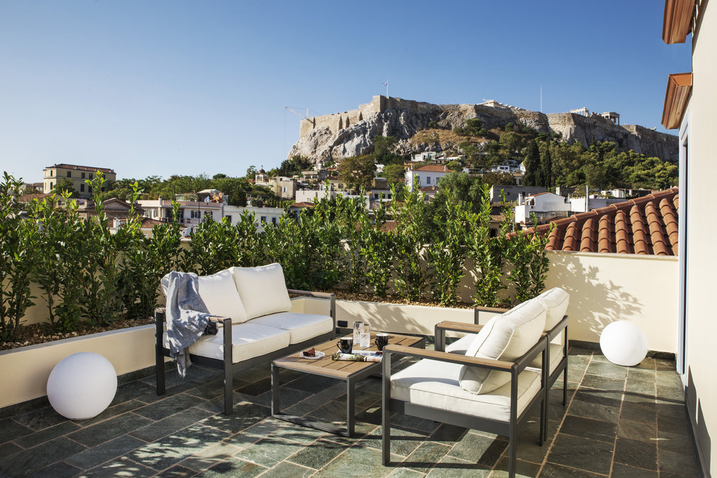Small Luxury Hotels A77 Suites by Andronis