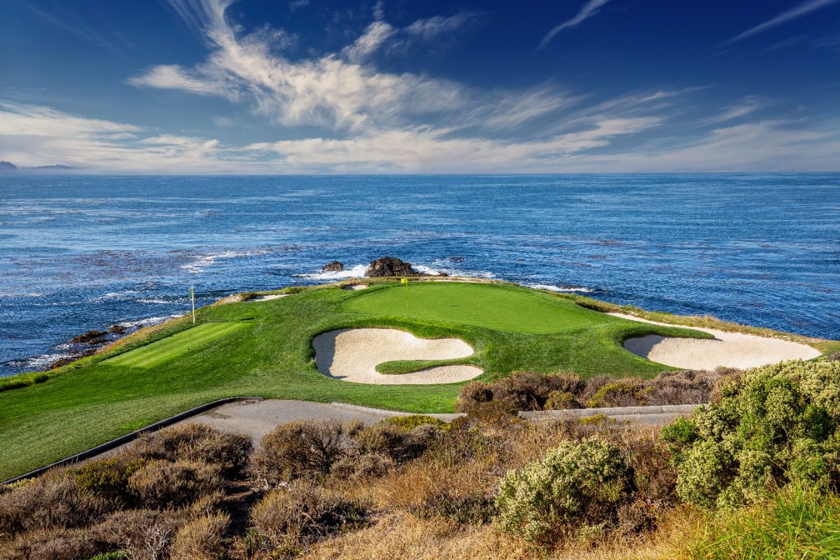 Luxury golf resort overlooking the Pacific Ocean—expertly curated by top Fort Collins travel advisor Cathy Rowland for a premier golf vacation experience.